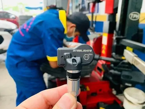 Những lưu ý khi chọn mua cảm biến áp suất lốp