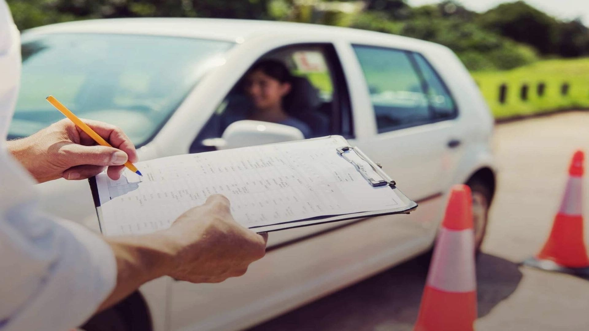 2023 Bằng C lái được xe gì? Điều kiện học thế nào?
